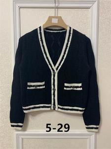 Chanel Women's Sweater 36